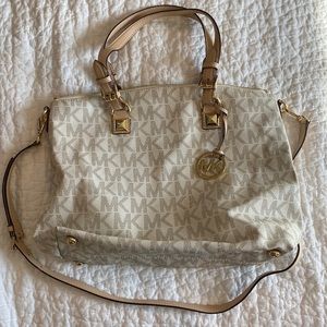 Brand New Michael Kors Bag Never Used